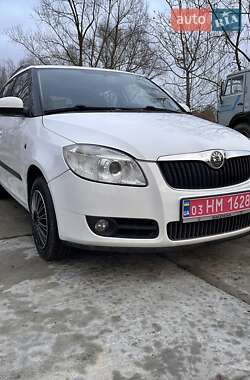 Универсал Skoda Fabia 2009 в Тернополе