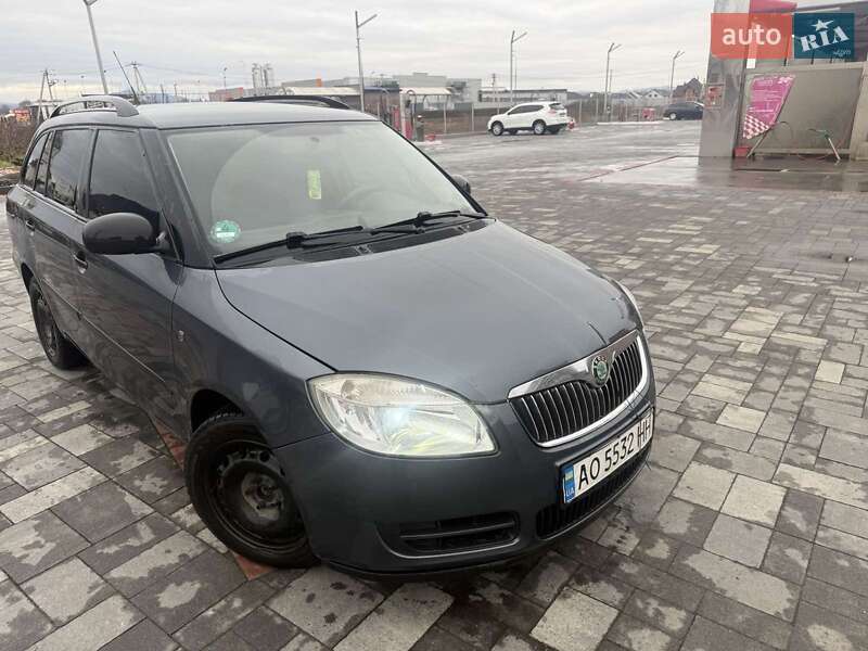 Универсал Skoda Fabia 2009 в Хусте