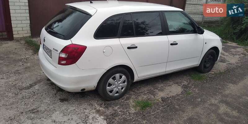 Універсал Skoda Fabia 2014 в Мошнах