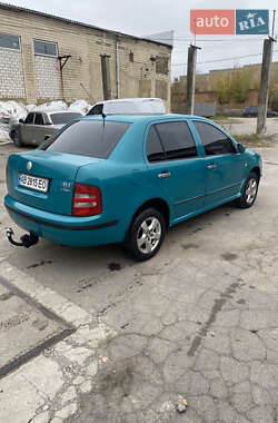 Седан Skoda Fabia 2002 в Тульчине