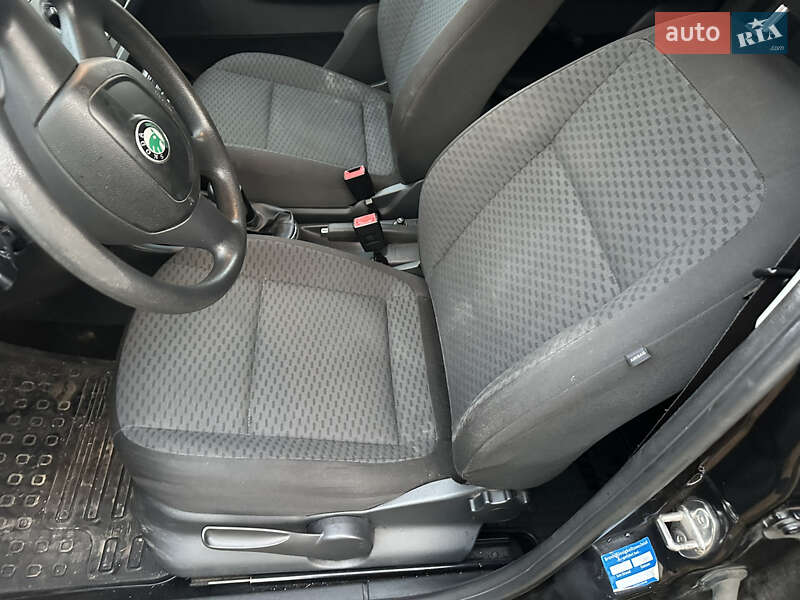 Универсал Skoda Fabia 2010 в Киверцах