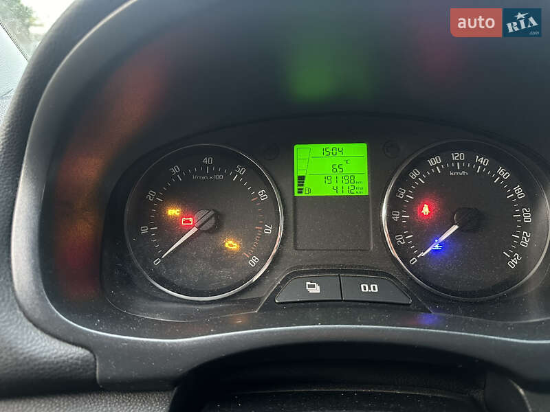 Универсал Skoda Fabia 2010 в Киверцах