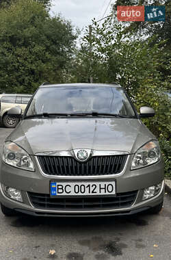 Універсал Skoda Fabia 2011 в Львові