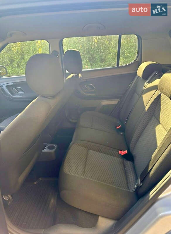 Хетчбек Skoda Fabia 2011 в Києві