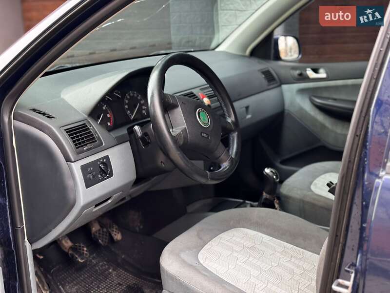 Хетчбек Skoda Fabia 2001 в Івано-Франківську