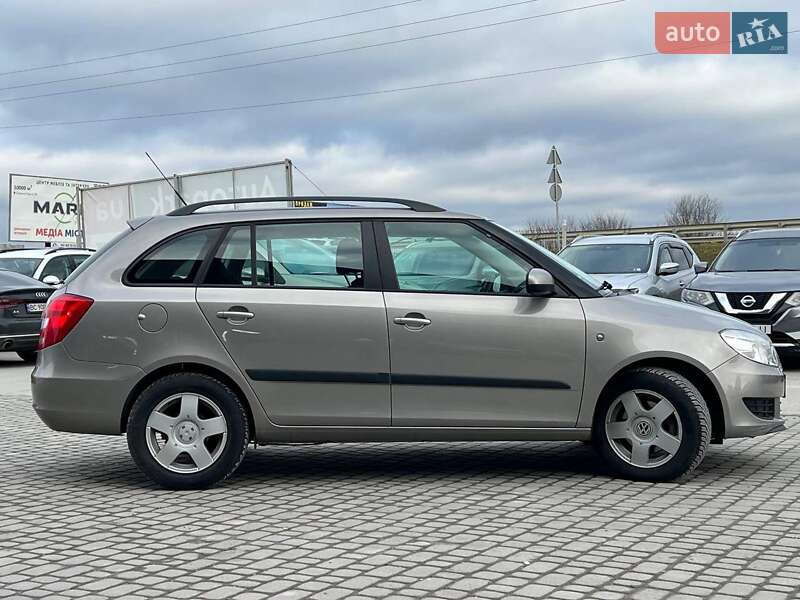 Універсал Skoda Fabia 2010 в Львові