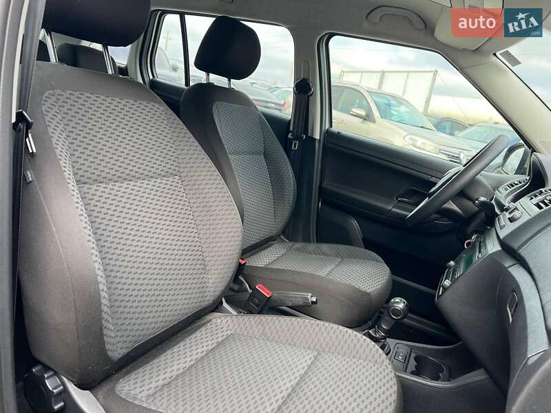 Універсал Skoda Fabia 2010 в Львові