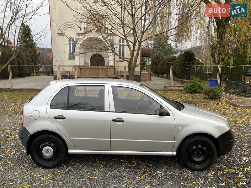 Хетчбек Skoda Fabia 2004 в Мукачевому