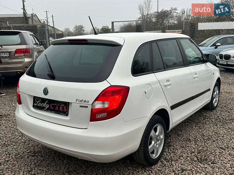 Універсал Skoda Fabia 2012 в Одесі