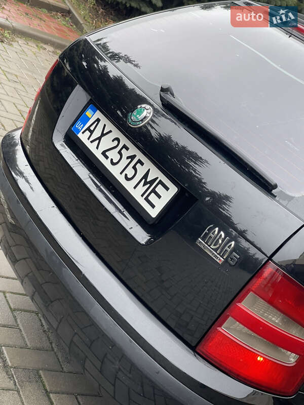Універсал Skoda Fabia 2001 в Харкові