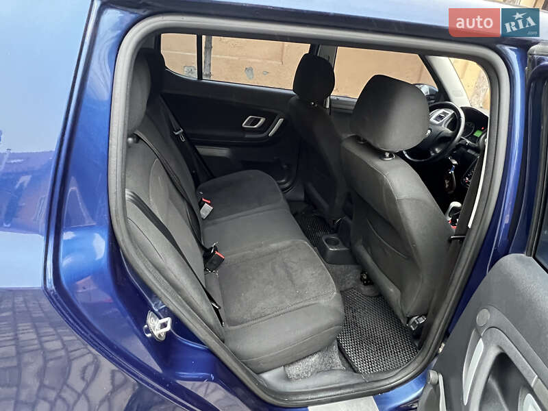 Хэтчбек Skoda Fabia 2007 в Львове