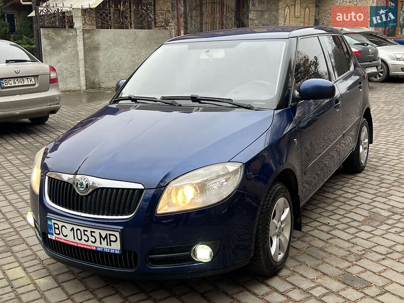 Хэтчбек Skoda Fabia 2007 в Львове