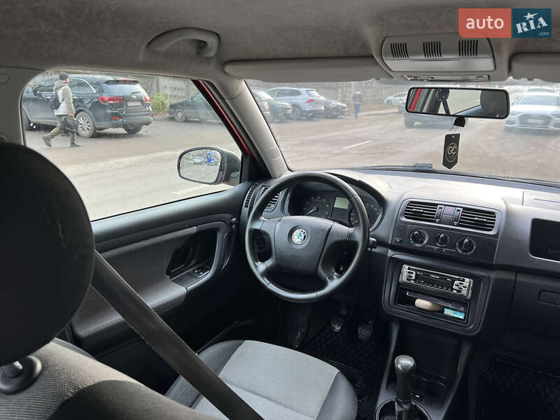 Універсал Skoda Fabia 2010 в Чернівцях фото 30 Універсал Skoda Fabia 2010 в Чернівцях
