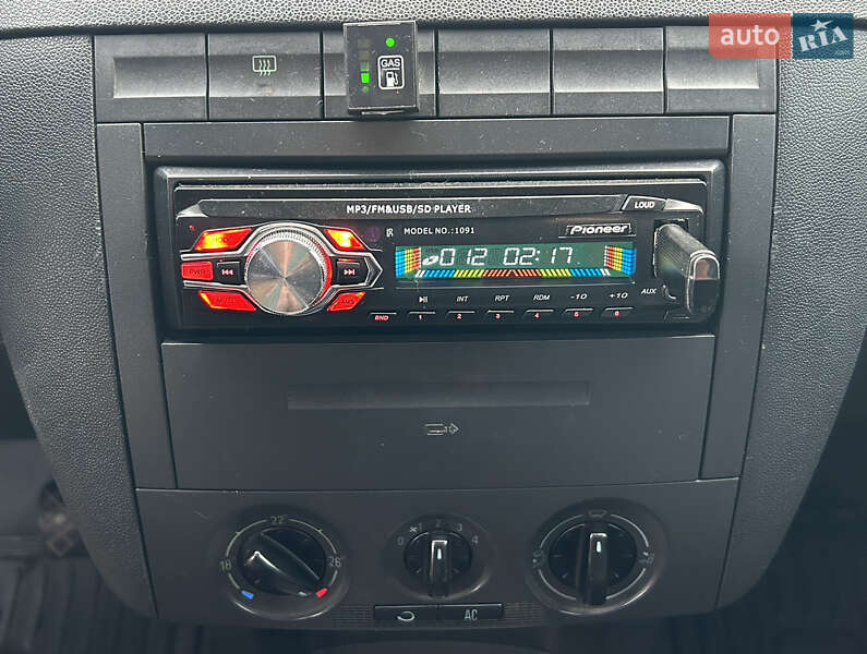 Седан Skoda Fabia 2004 в Вапнярці