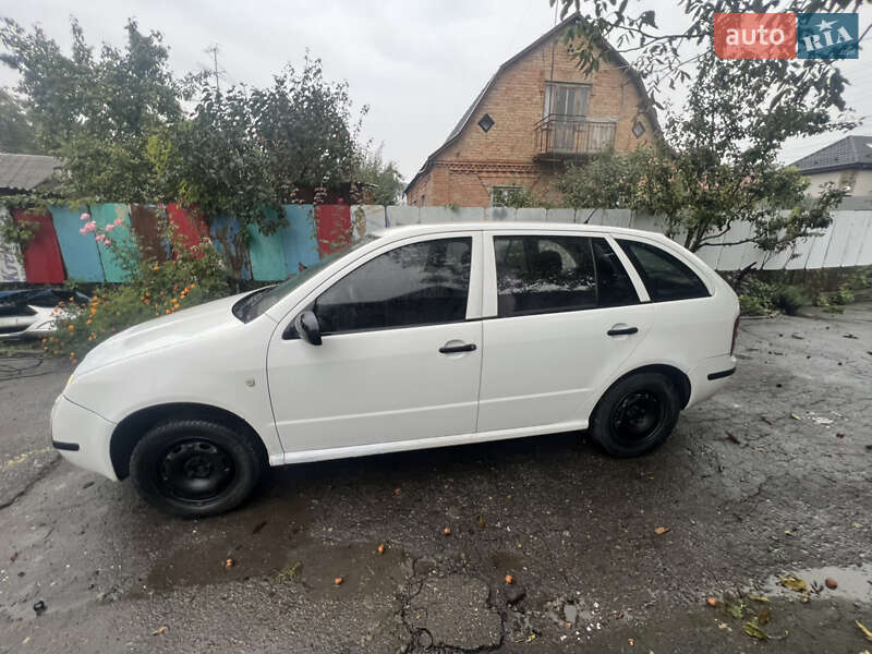 Універсал Skoda Fabia 2003 в Білій Церкві
