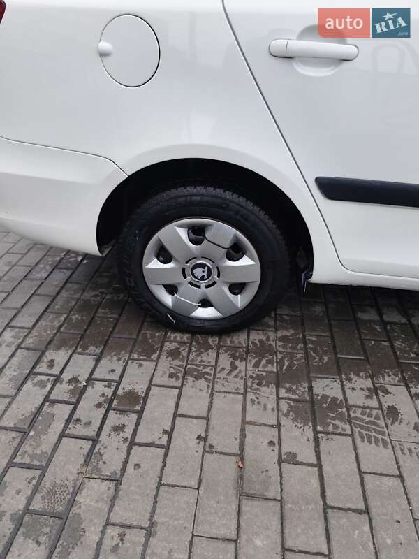 Универсал Skoda Fabia 2008 в Белой Церкви