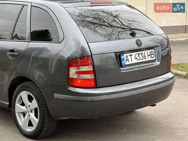 Універсал Skoda Fabia 2004 в Івано-Франківську
