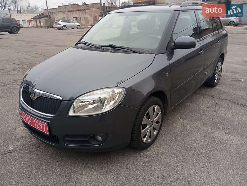 Универсал Skoda Fabia 2009 в Чернигове фото Универсал Skoda Fabia 2009 в Чернигове
