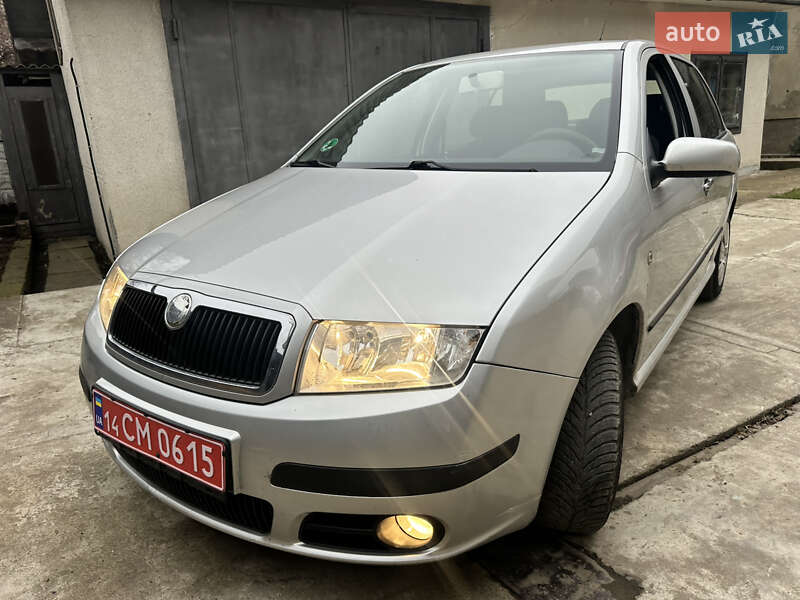 Хэтчбек Skoda Fabia 2006 в Ивано-Франковске