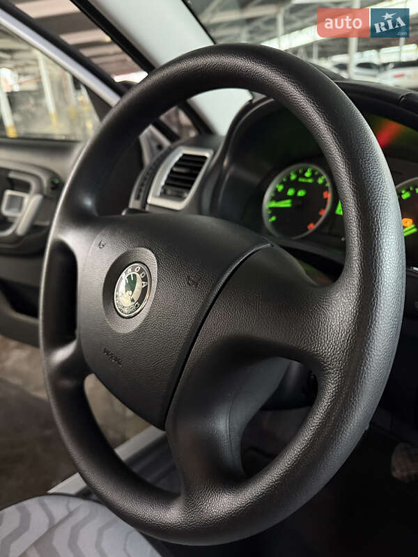 Универсал Skoda Fabia 2009 в Виннице