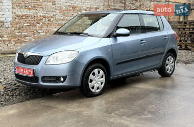 Хетчбек Skoda Fabia 2010 в Луцьку