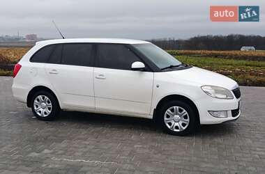 Універсал Skoda Fabia 2011 в Тернополі
