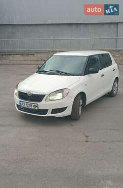 Хэтчбек Skoda Fabia 2012 в Харькове