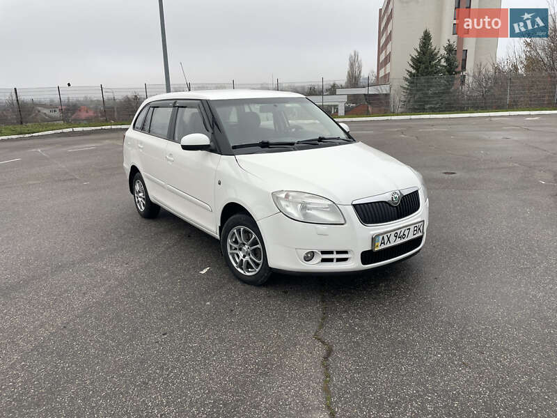 Універсал Skoda Fabia 2008 в Харкові