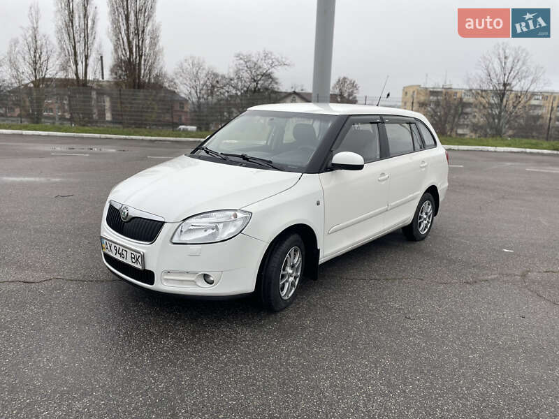 Універсал Skoda Fabia 2008 в Харкові