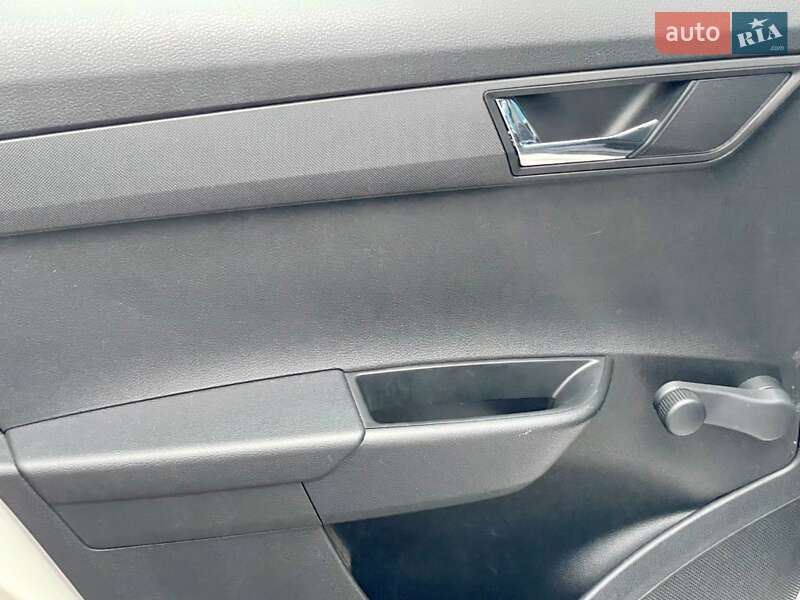 Универсал Skoda Fabia 2021 в Киеве
