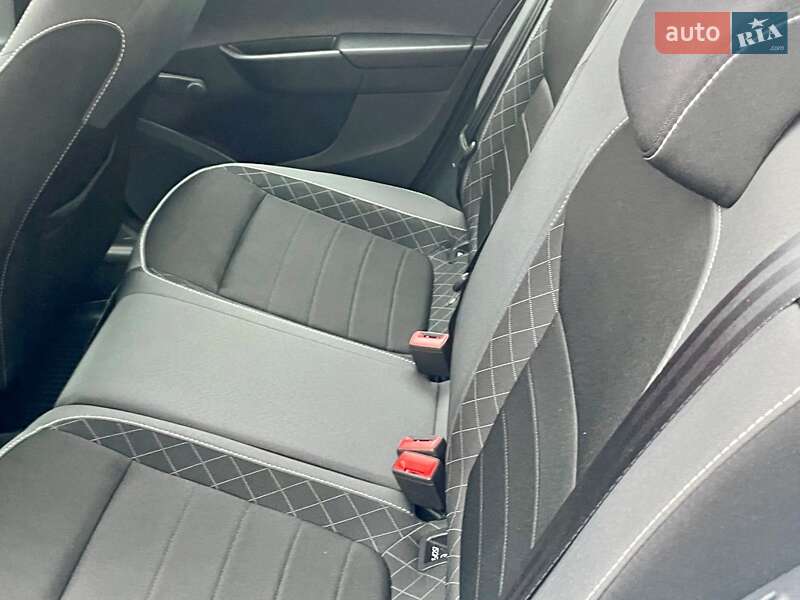 Универсал Skoda Fabia 2021 в Киеве