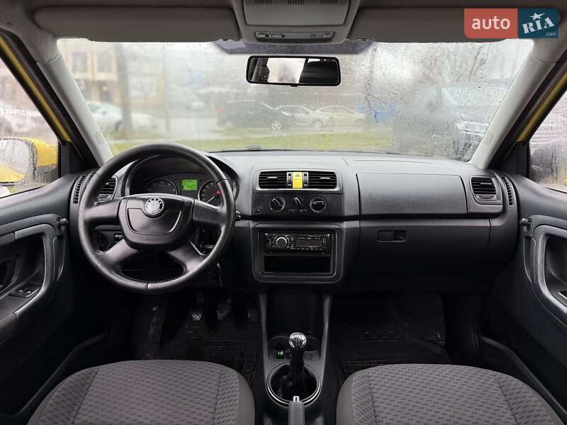 Хетчбек Skoda Fabia 2012 в Києві фото 9 Хетчбек Skoda Fabia 2012 в Києві