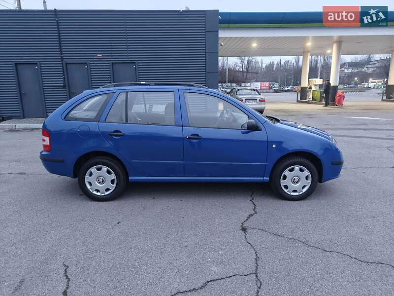 Універсал Skoda Fabia 2004 в Харкові