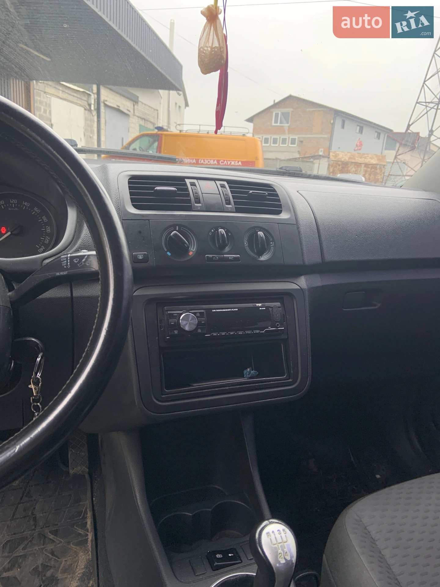 2012 Skoda Fabia - мініатюра 9