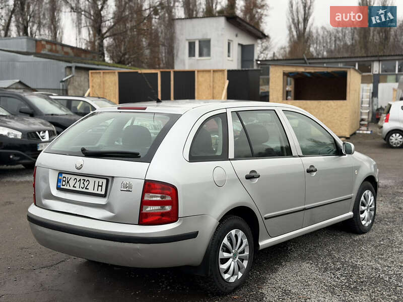 Универсал Skoda Fabia 2007 в Ровно фото 15 Универсал Skoda Fabia 2007 в Ровно