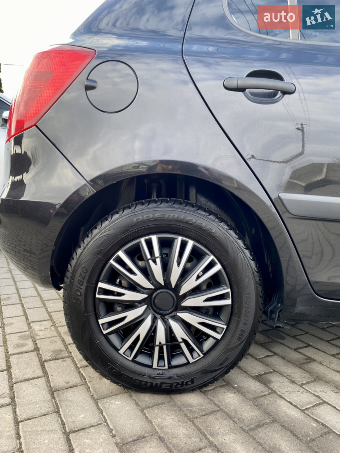 2012 Skoda Fabia - мініатюра 7