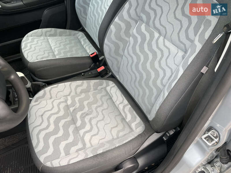 Універсал Skoda Fabia 2009 в Виноградові фото 30 Універсал Skoda Fabia 2009 в Виноградові