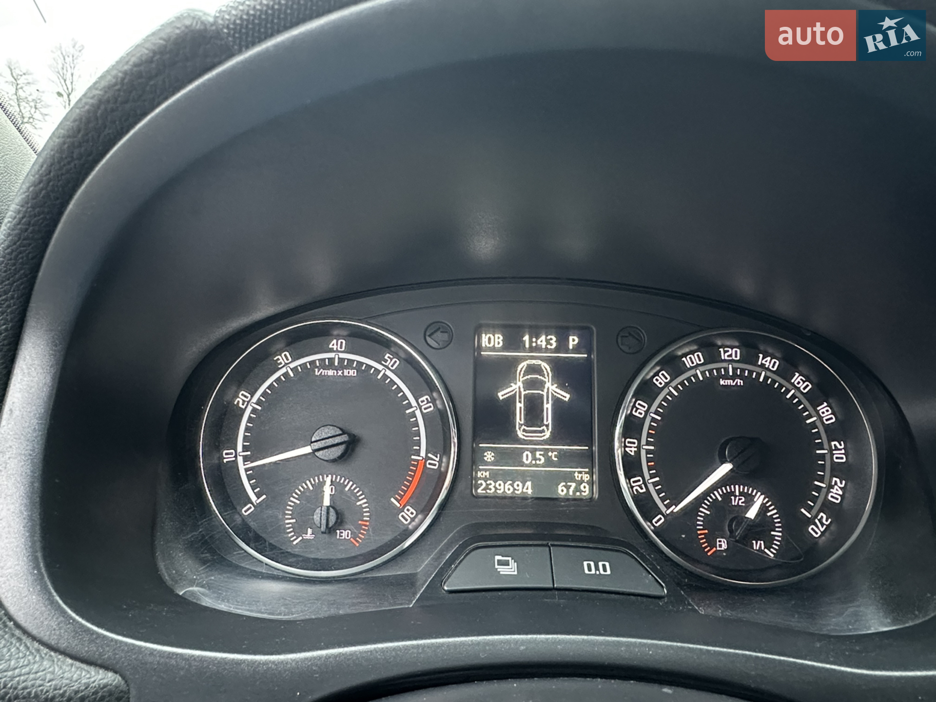 2011 Skoda Fabia - мініатюра 10