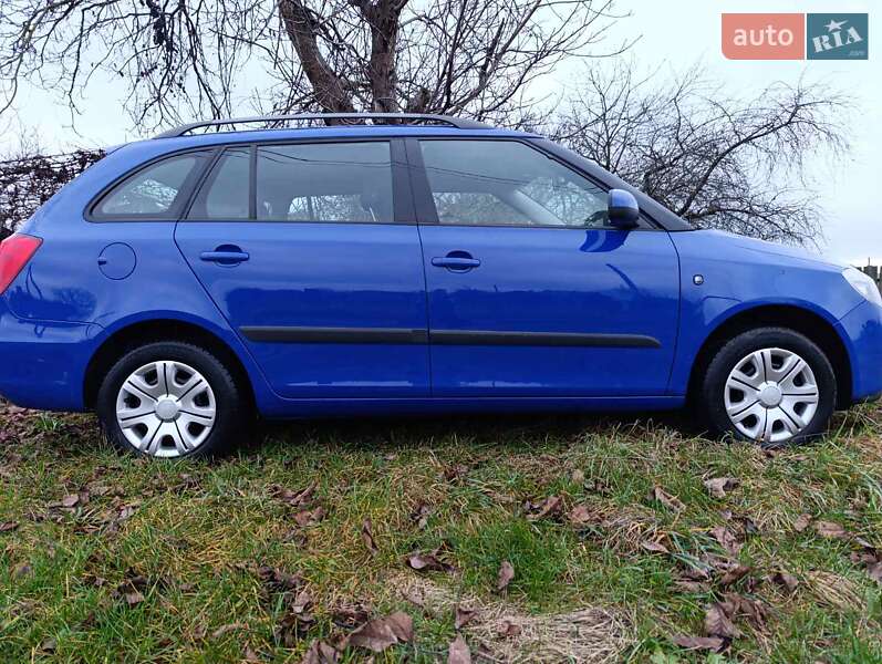 Универсал Skoda Fabia 2009 в Виннице