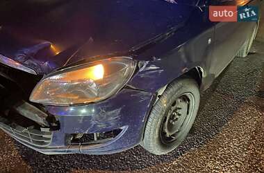 Хетчбек Skoda Fabia 2010 в Черкасах