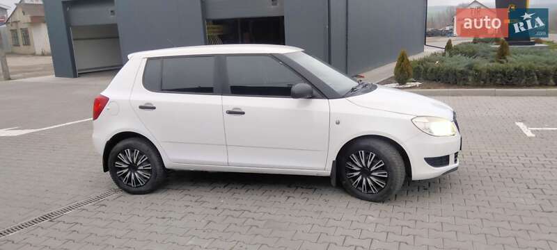 Хэтчбек Skoda Fabia 2011 в Ладыжине фото 2 Хэтчбек Skoda Fabia 2011 в Ладыжине