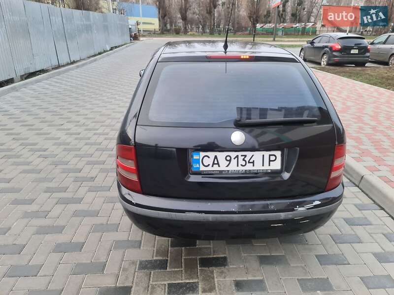 Универсал Skoda Fabia 2002 в Черкассах