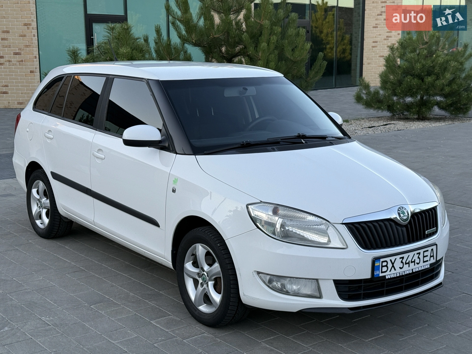 2011 Skoda Fabia - мініатюра 12