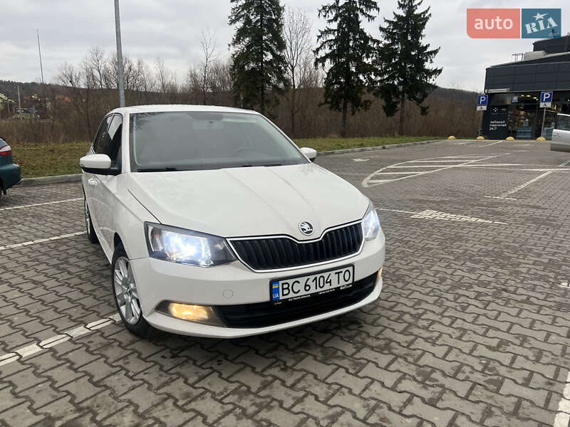 Универсал Skoda Fabia 2015 в Львове