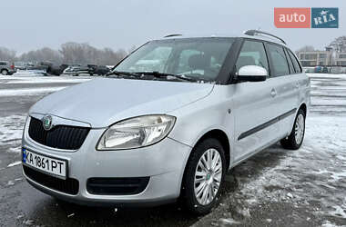 Универсал Skoda Fabia 2008 в Киеве