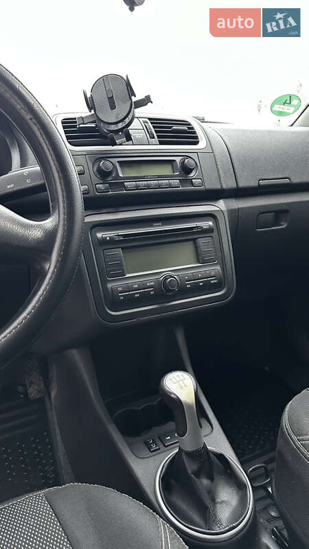Универсал Skoda Fabia 2008 в Полтаве