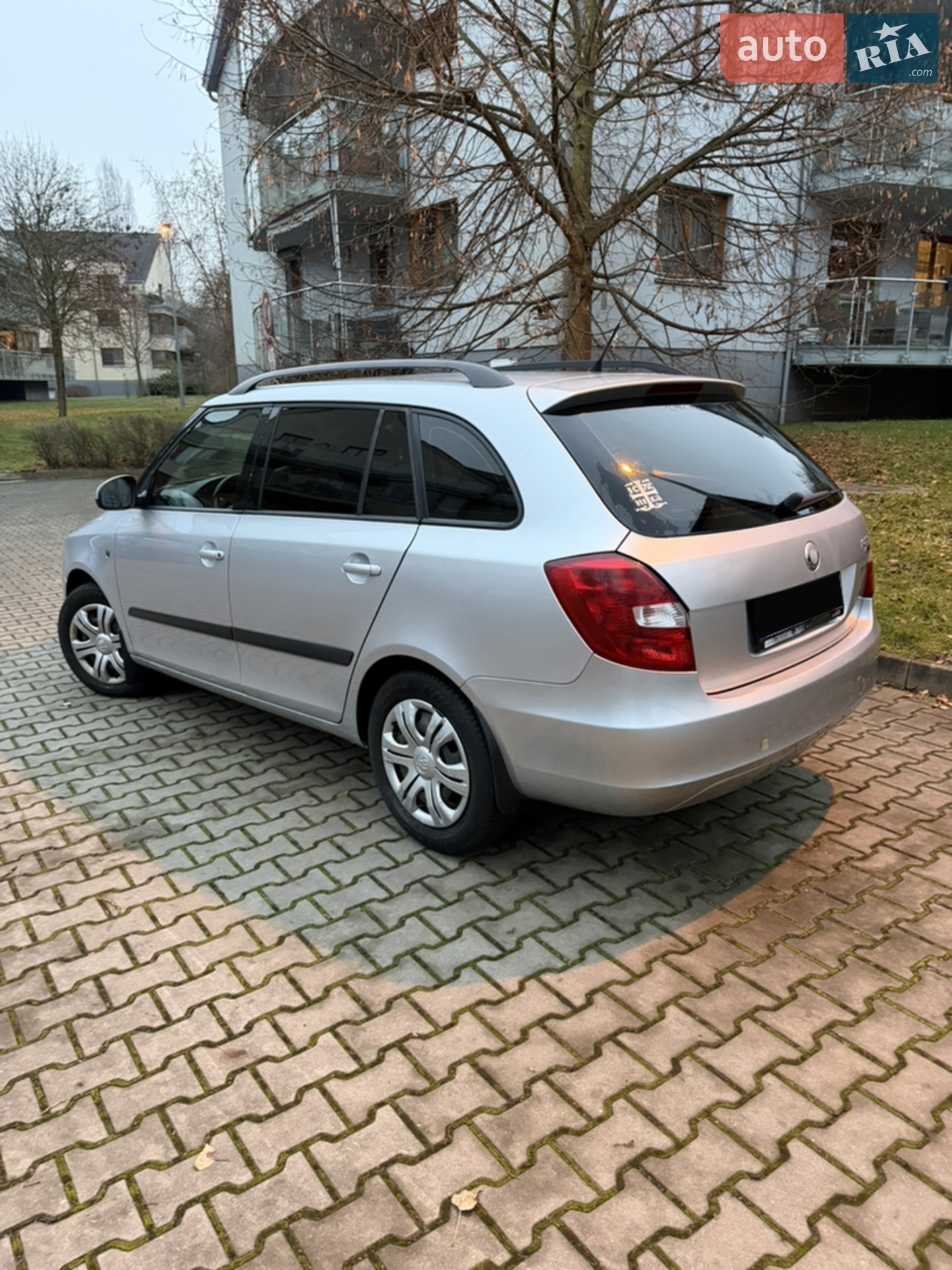 2010 Skoda Fabia - мініатюра 6
