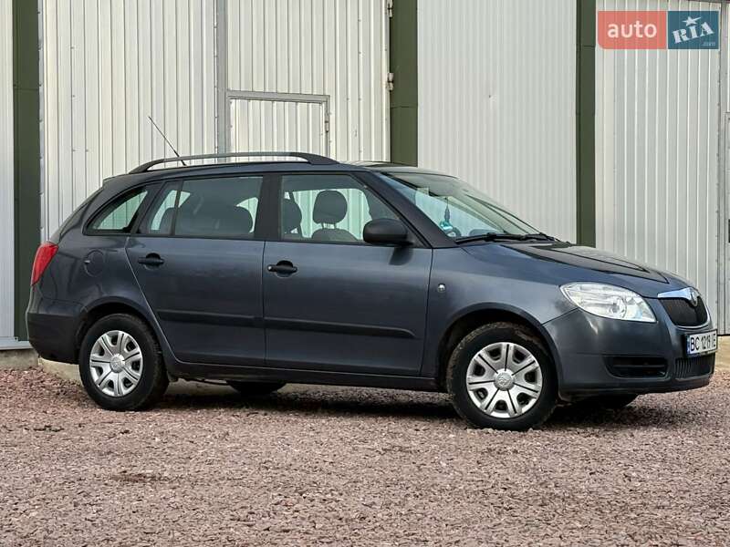 Универсал Skoda Fabia 2008 в Дрогобыче