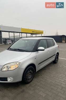 Хетчбек Skoda Fabia 2007 в Луцьку
