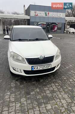 Хэтчбек Skoda Fabia 2011 в Полтаве